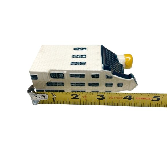 KLM Delft House by BOLS Amsterdam #38, Empty Liquid Is Evaporated - Picture 11 of 11